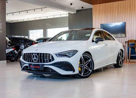 MERCEDES-BENZ CLA 35 AMG 2.0 MHEV 4MATIC 8G-DCT MERCEDES-BENZ CLA 35 AMG 2.0 MHEV 4MATIC 8G-DCT